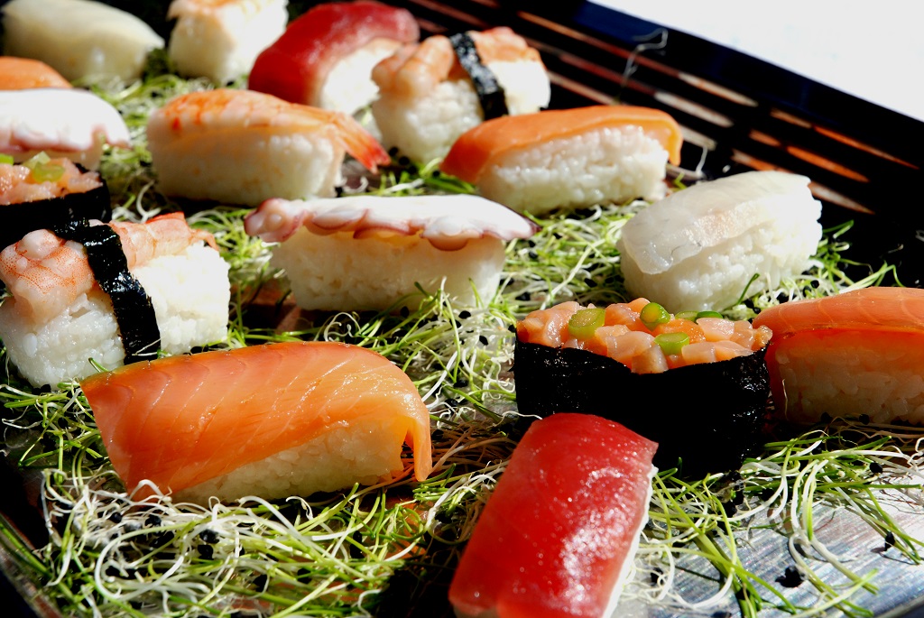 Warum trieb ausgerechnet Sushi den Blutzuckerspiegel der Probanden in die Höhe? Und zwar stärker als eine Portion Speiseeis?